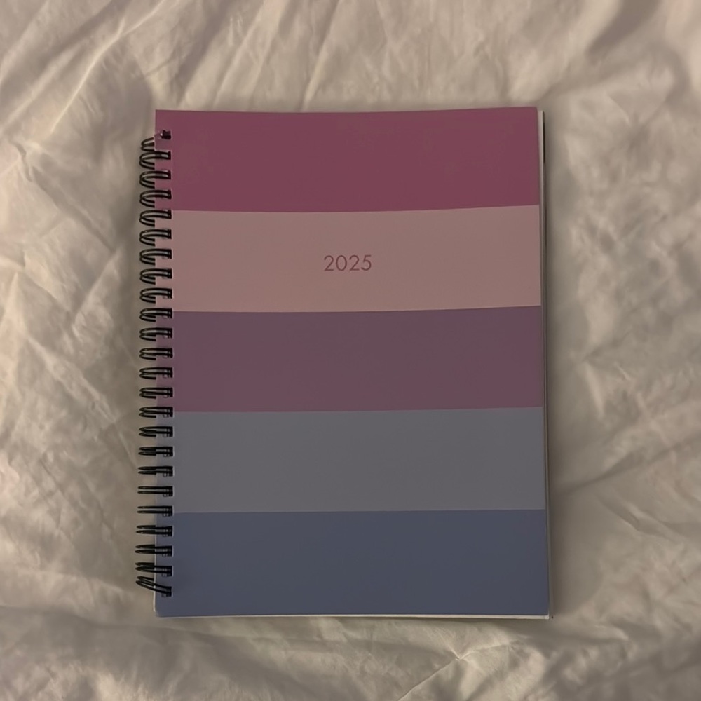 Elegant Spiral Weekly Planner